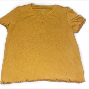 American Eagle mustard ruffle T!